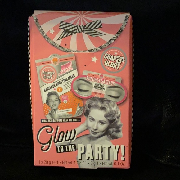 Soap & Glory Glow to the Party - Picture 2 of 2